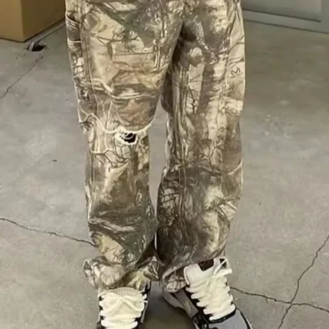 534081417